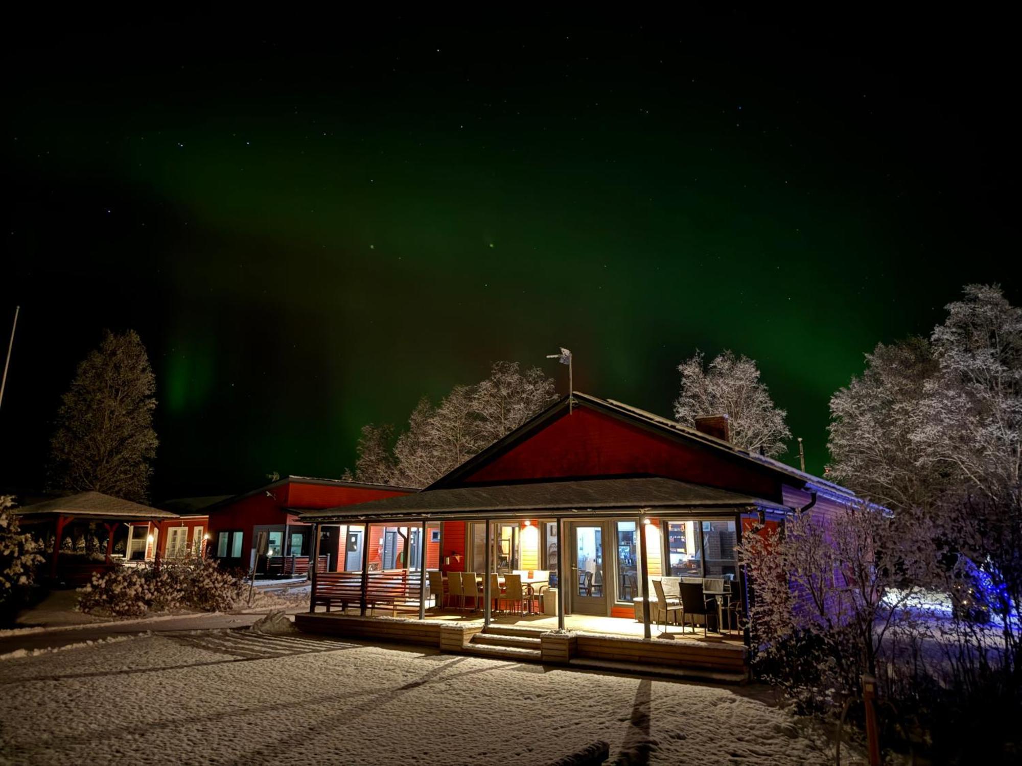 Hotel Tastulan Lomakylae à Kaustinen Extérieur photo