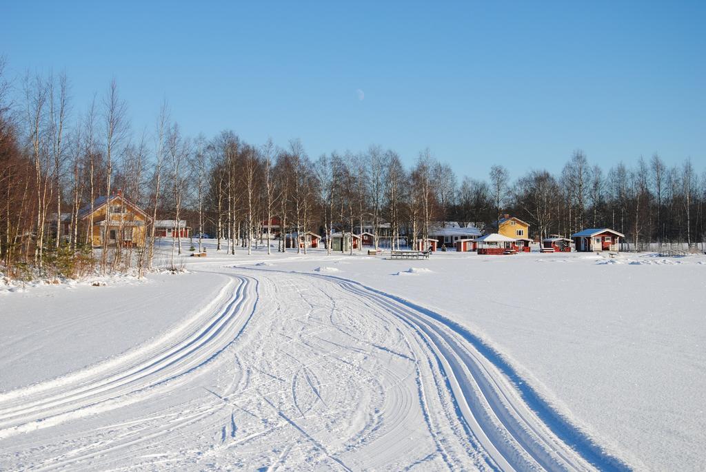 Hotel Tastulan Lomakylae à Kaustinen Extérieur photo