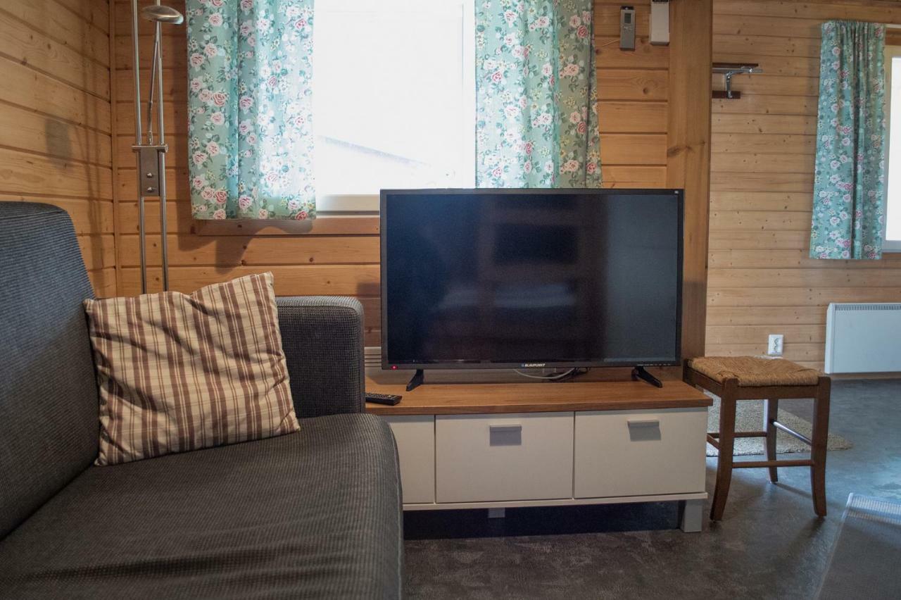 Hotel Tastulan Lomakylae à Kaustinen Extérieur photo